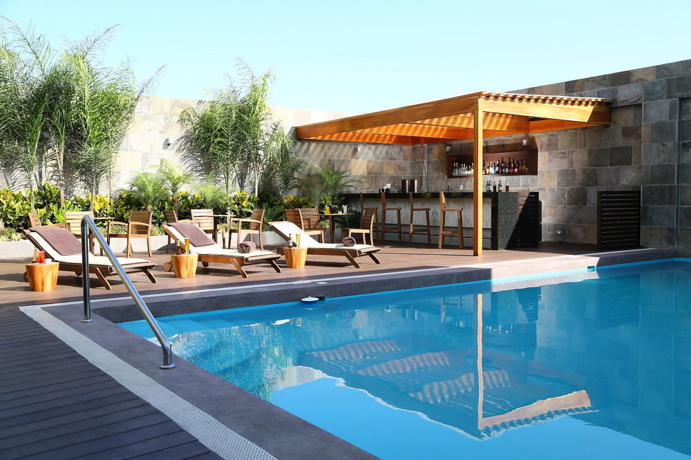 ホテル Casa Andina Premium Trujillo Encalada エクステリア 写真